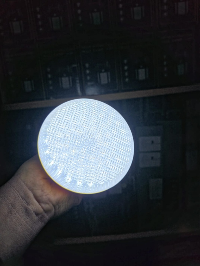 FOCO RECARGABLE AMARILLO 3600 mAh