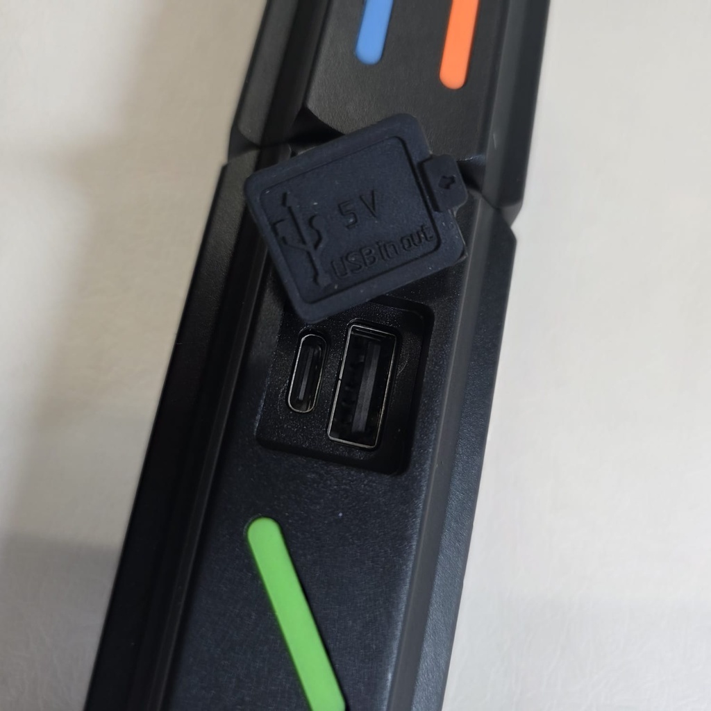 LINTERNA TACTICA  DE LARGO ALCANCE  3500m |EPC-150|