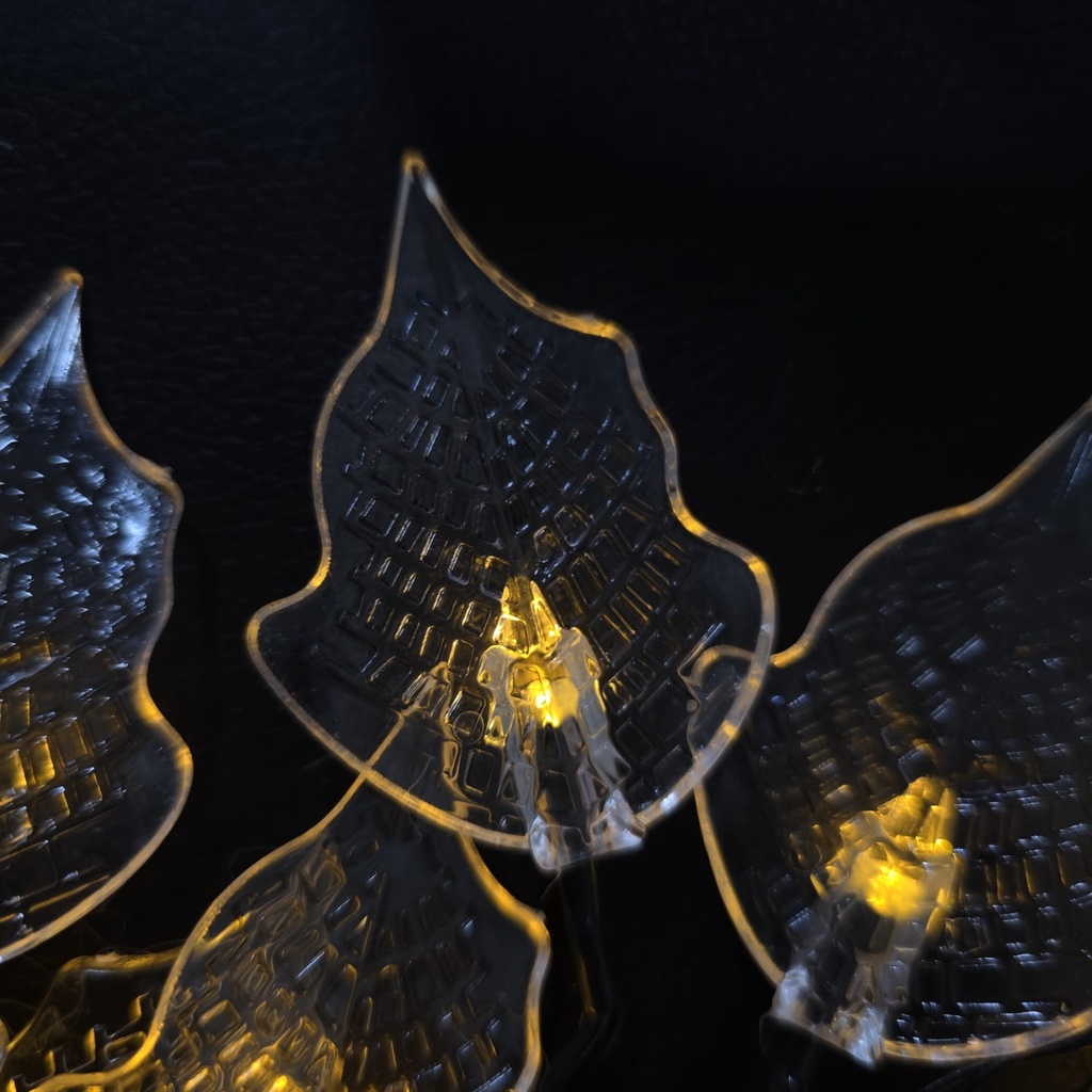LUCES DE NAVIDAD SOLAR HOJA AMBAR 5M-20 LED