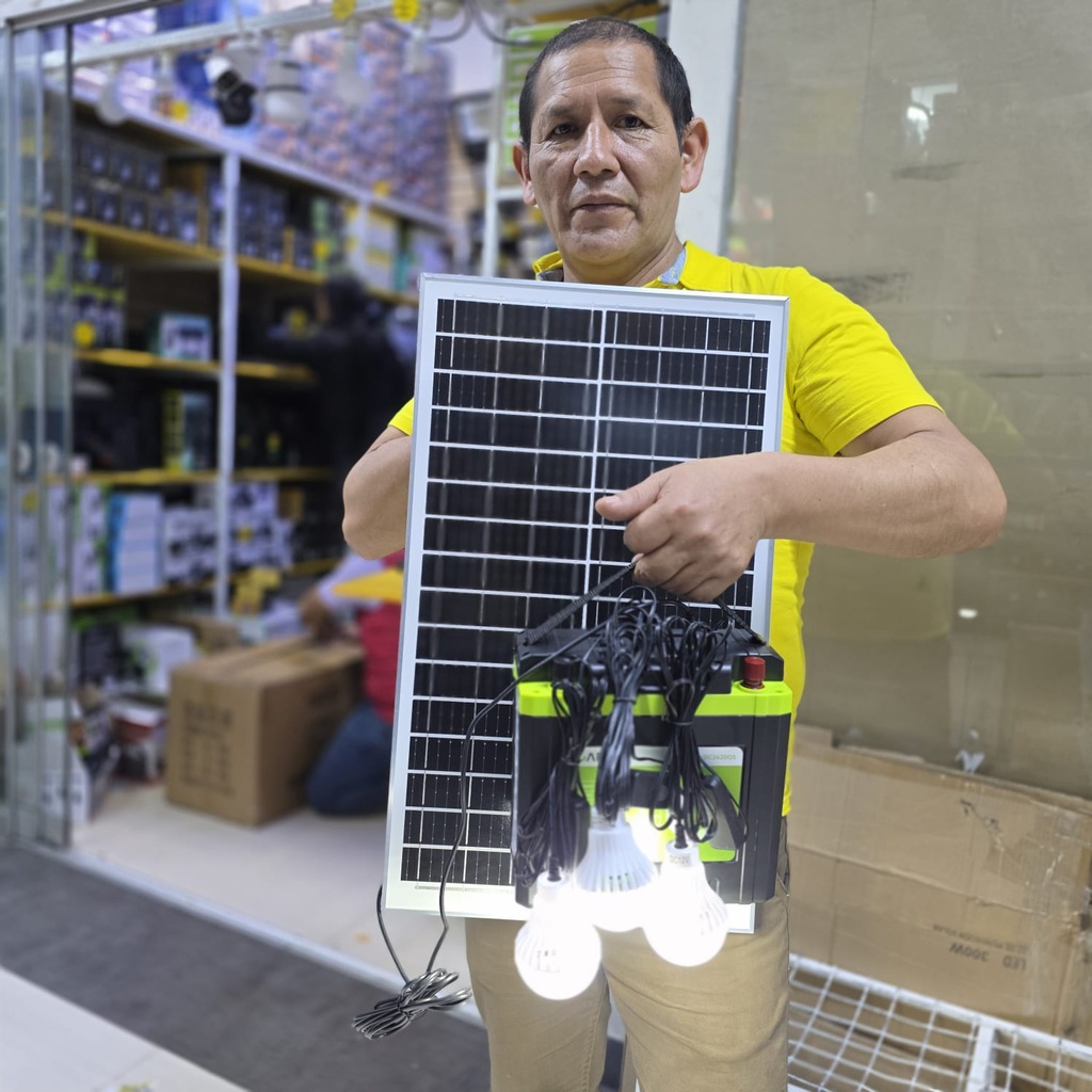 KIT SOLAR PORTATIL 25Ah CAFINI |CN-DC2620QS|