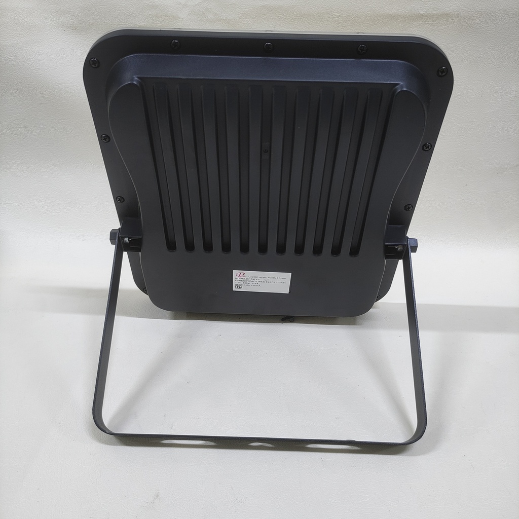 REFLECTOR 800W DE POLIACRILICO CON PANEL SOLAR |090822-10|