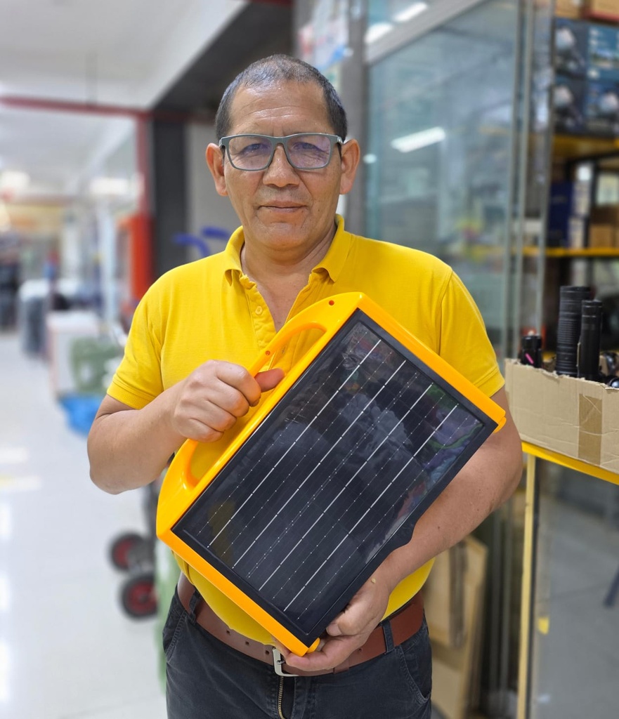 ESTACION DE ENERGIA SOLAR PORTATIL 200W |EG014|