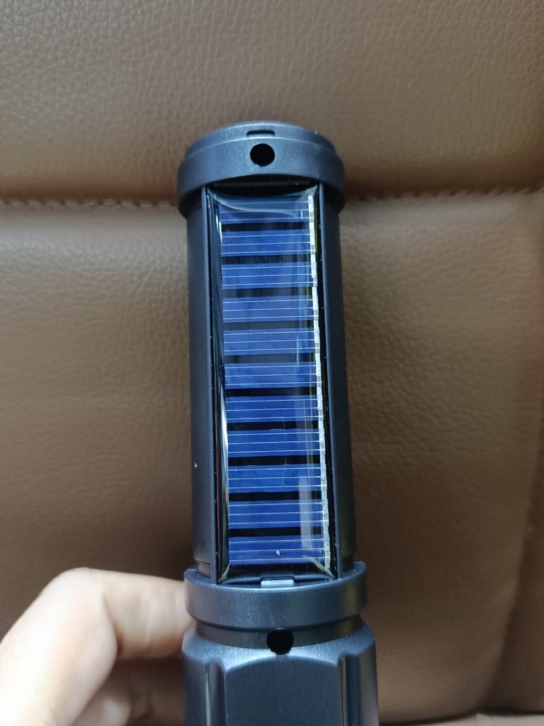 LINTERNA SOLAR Y RECARGABLE |F3577|