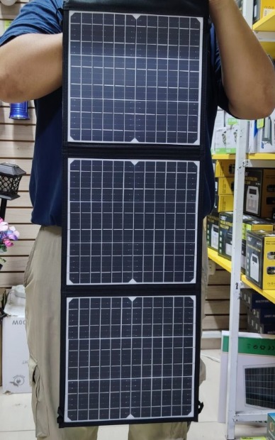 PANEL SOLAR PORTATIL 48W-3 HOJAS  |LE-ST005|