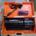 LINTERNA RECARGABLE CON 3 BATERIAS DE LITIO |LT-G522|