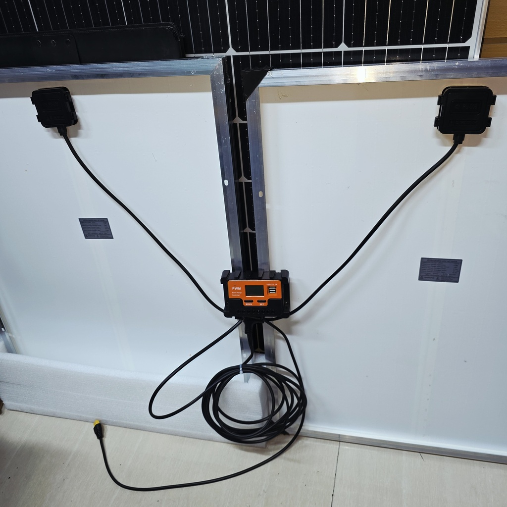 PANEL SOLAR 200W DE DOS PLIEGUES + CONTROLADOR DE CARGA PWM 20A |GFB-200W| 