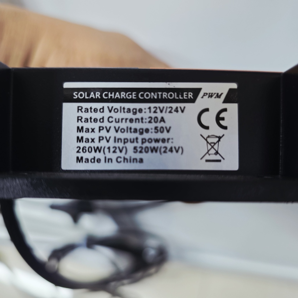 PANEL SOLAR 200W DE DOS PLIEGUES + CONTROLADOR DE CARGA PWM 20A |GFB-200W| 